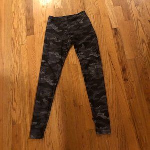 Grey camo Terez leggings